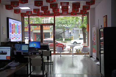 從圖文廣告店到圖文快印公司 三年經(jīng)驗(yàn)下的投資路徑與關(guān)鍵策略